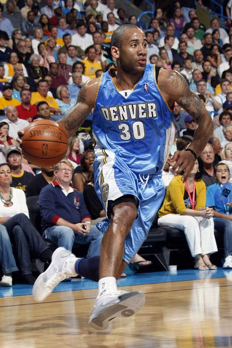 除了场上的 除了场上的