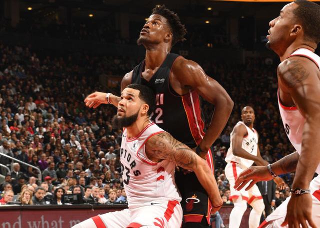 更是中国足 更是中国足